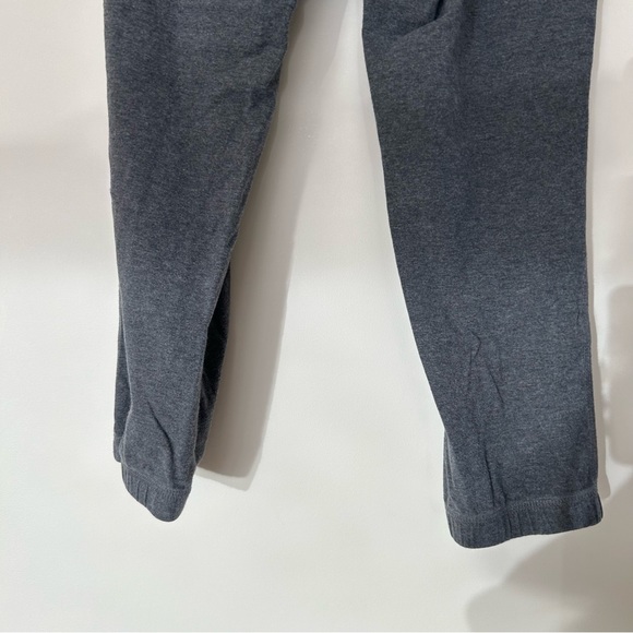 Women’s Nike Cropped Jogger Sweat Capris - Picture 4 of 11